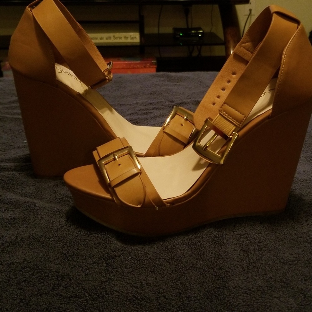 Shoes - Picture 2 of 2